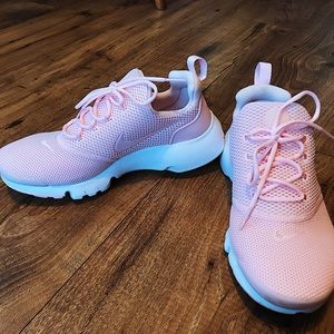 Pink Nike Presto Flys